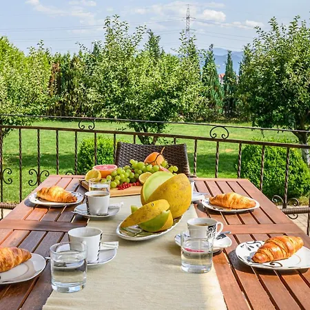 Orchard Gasthof Brașov