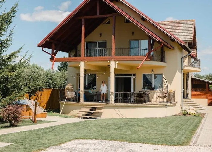 Guest house Orchard 3*